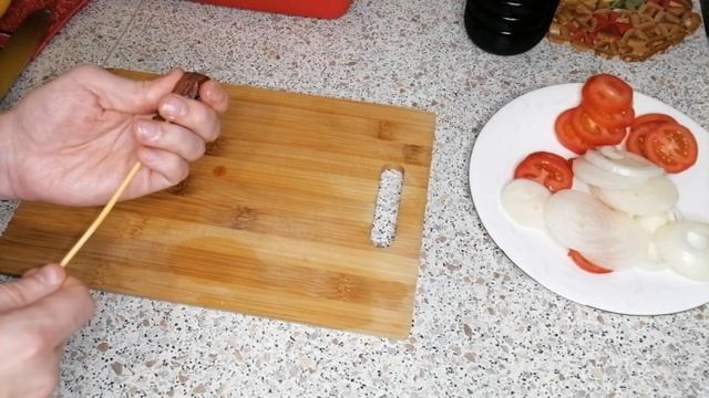 Шашлык на шпажках из утиных желудков