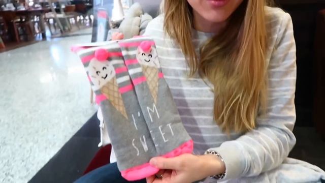 НОЧЕВКА С ПОДРУГОЙ, РАСПАКОВКА ПОДАРКОВ, ЗИМНЯЯ МОСКВА И НАША ВЕЧЕРИНКА смотреть онлайн