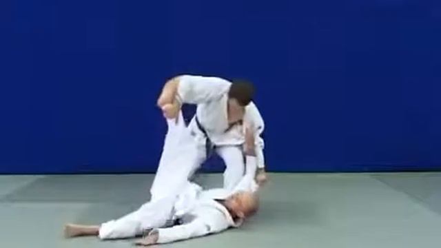 Кибису-гаэши - бросок с захватом за пятку смотреть онлайн