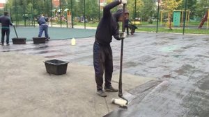 Замена резинового покрытия на спортивной площадке