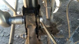 Мой Дастер. Пробег 361 000 км. Замена тормозных дисков и колодок, задних амортизаторов.