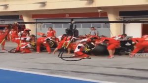 Fernando Alonso Pit Stop In Bahrain 2014 Ferrari F14 T