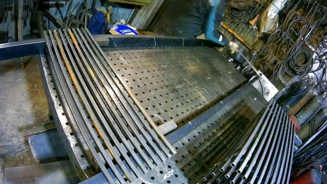 Бизнес в гараже! Заработал 18000 за пол дня! Лестница в погреб и на улицу.