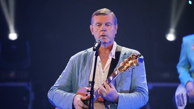 Александр Новиков // Вы уезжаете