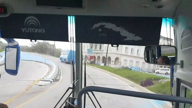 Atravesando el túnel de la bahía de La Habana. Una joya de la arquitectura cubana. смотреть онлайн