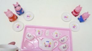 Набор игрушечной посуды "Королевское чаепитие", бренд Peppa Pig