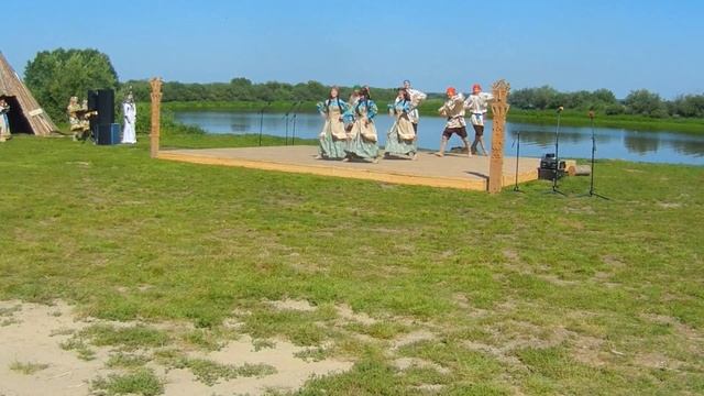 Парабель. 11 фестиваль коренных народов Сибири "Этюды севера-2016"-4 смотреть онлайн