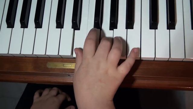 Déliateur Page 21 Exercice 8 avec metronome Тренировка пальцев на фортепиано смотреть онлайн