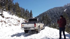 Mazda BT 50 vs Mitsubishi L200 OFF ROAD ?? TURKIYE