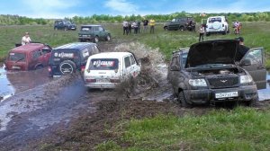 НЕ ЗНАЯ БРОДУ НЕ СУЙСЯ В ВОДУ! OFFROAD НИВЫ против УАЗОВ, MITSUBISHI, TOYOTA TUNDRA