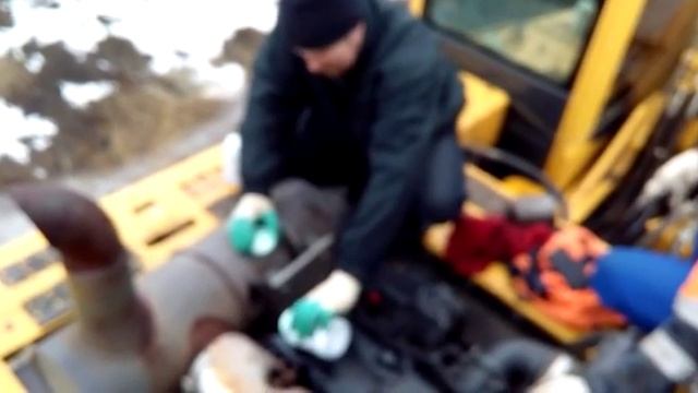 valena sv при ТО экскаватора