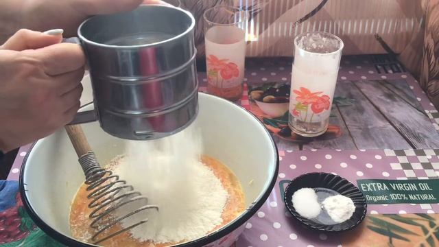 Морковный пудинг. Готовить просто, получается вкусно. смотреть онлайн