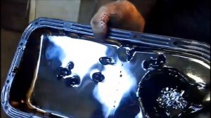 Долго не менял масло в двигателе, потом поменял движок.