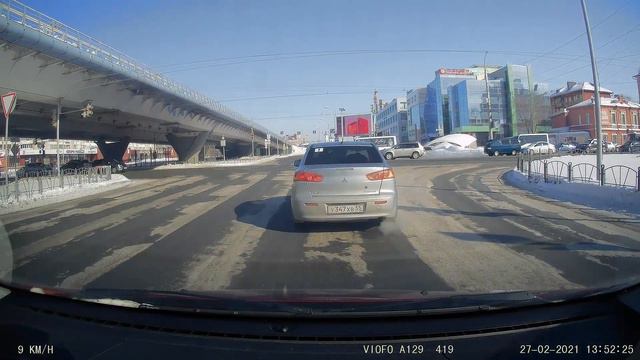 2021-02-27, г. Омск, ул. Фрунзе х ул. Красный Путь смотреть онлайн