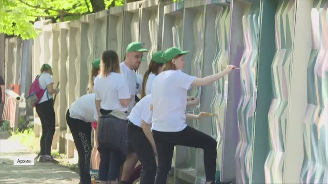 45% родителей одобряют трудовую деятельность несовершеннолетних