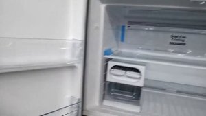 Очень большие холодильники Hitachi.