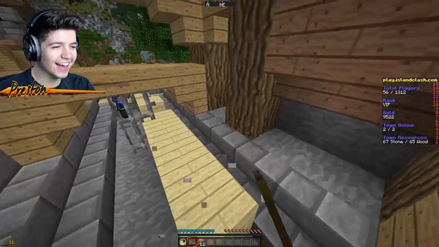 TROLLED BY MINECRAFT!? | ISLAND CLASH #1 (Season 2) смотреть онлайн