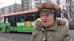 У Памятника Славы пассажиры и водители маршруток игнорируют новые остановки