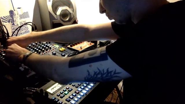 Octatrack - Digitone performance - 2020 April смотреть онлайн