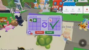 ТРЕЙДЫ на ЧЕРЕПАХУ в АДОПТ МИ// ЧТО ДАЮТ за ЧЕРЕПАХУ в АДОПТ МИ ?