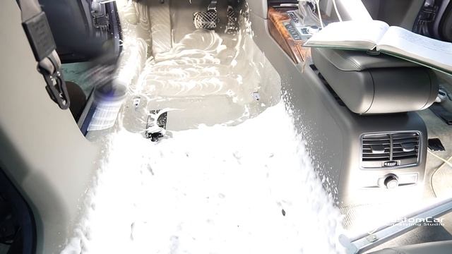 Эта щетка должна быть у каждого автолюбителя ! Идеальная химчистка салона автомобиля обеспечена !!!