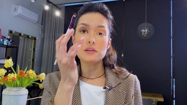 Коричневый SMOKY EYES на карандаше.