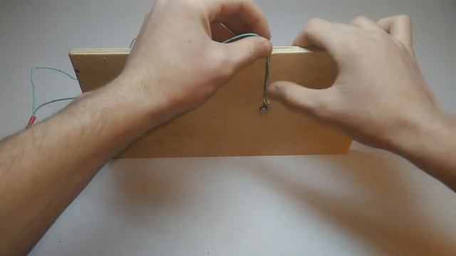 Простой резак для пенопласта своими руками / Simple foam cutter for your own hands смотреть онлайн