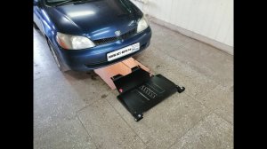 Toyota Platz. Защита двигателя и кпп
