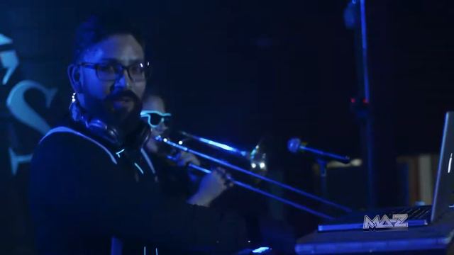 Dj & Trombone Show смотреть онлайн