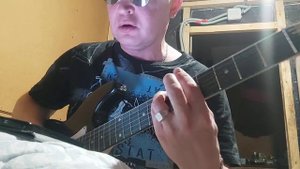 Звёздная болезнь ( Сектор Газа ) , на гитаре ...