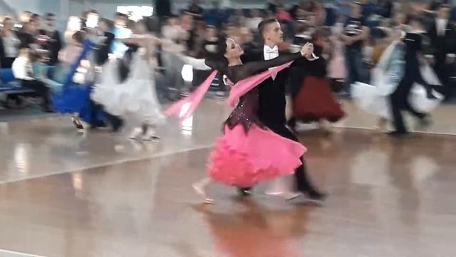 19'Май, Танго, Михаил Щукин и Алёна Кот смотреть онлайн