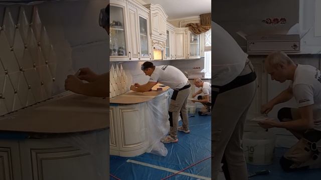 Кухонный фартук из мелкоформатной плитки