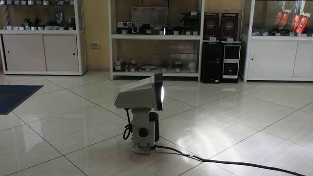 Судовой прожектор USHIO M - 150R смотреть онлайн