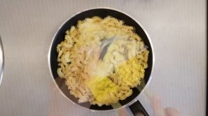 Макароны с сыром и яйцом | Макароны с сыром на сковороде | Макароны с сыром без микроволновки