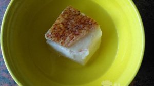 Соленое сало с чесноком, мятой и специями