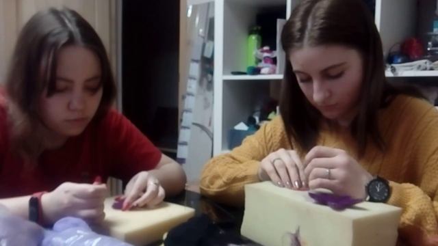 Сухое валяние Брошь Цветок
