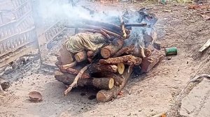 Варанаси погребение