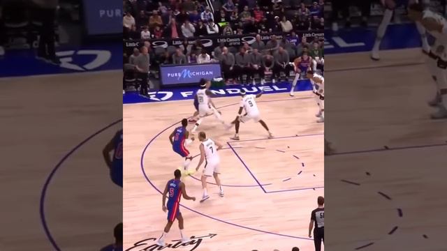 Detroit pistons Bojan doing Bojan things #detroit #pistons #detroitpistons