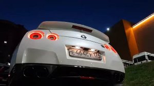УСТАНОВИЛИ ТИТАНОВЫЙ ВЫХЛОП НА GTR.Akrapovic отдыхает.