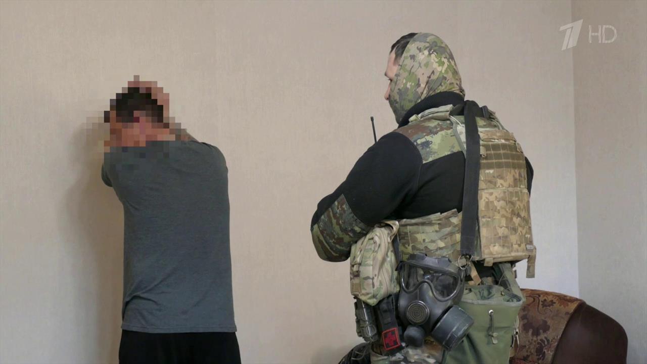 Житель Крыма, подозреваемый в связях с украинскими...тован по решению суда в Симферополе на 2 месяца