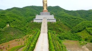 5 самых высоких статуй и монументов в мире. От масштаба захватывает дух!