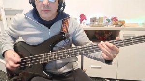 U2 - Where the Streets Have No Name (bass)
