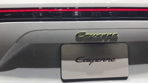 2019 Porsche Cayenne E-Hybrid | First Look Walkaround