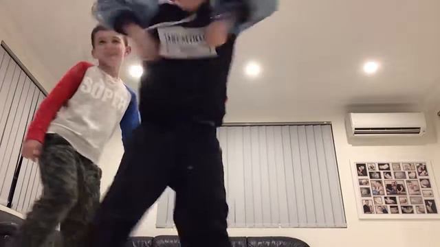 Doing dances Roman are doing dances with Rafi the idiot смотреть онлайн