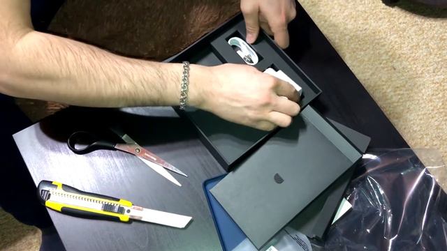 Распаковка Xiaomi Mi Mix 3 5G sapphire blue смотреть онлайн