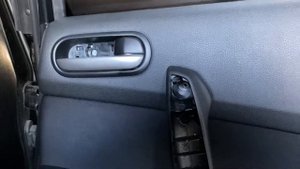 Як зняти карту задньої дверки Mazda 6/ Как снять карту задней двери Мазда 6