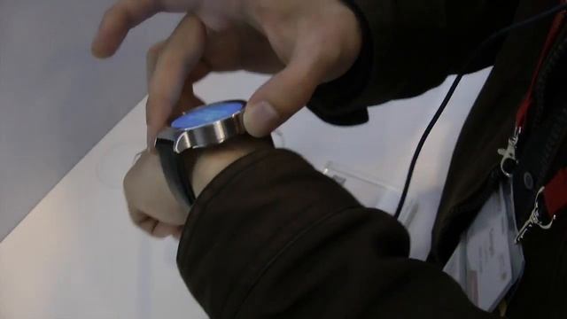 Рассматриваем почти засекреченные умные часы Huawei смотреть онлайн