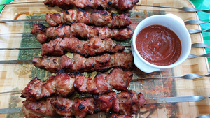 Шашлык на минералке. С Днем Рождения Дочка.