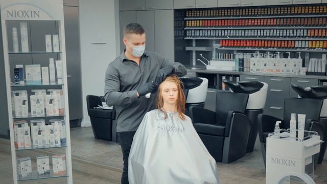 Диагностика волос с ниоскопом и салонные сервисы Nioxin смотреть онлайн