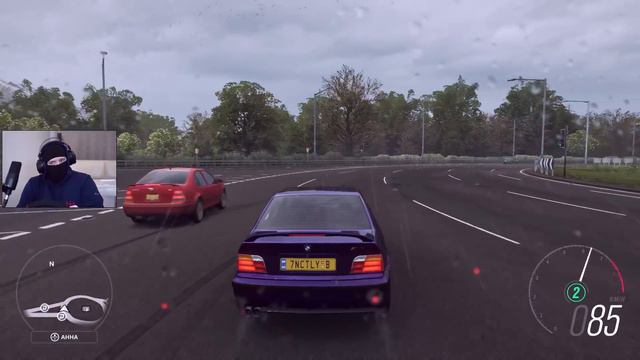 УЧУСЬ ДРИФТИТЬ НА РУЛЕ В FORZA HORIZON 4!